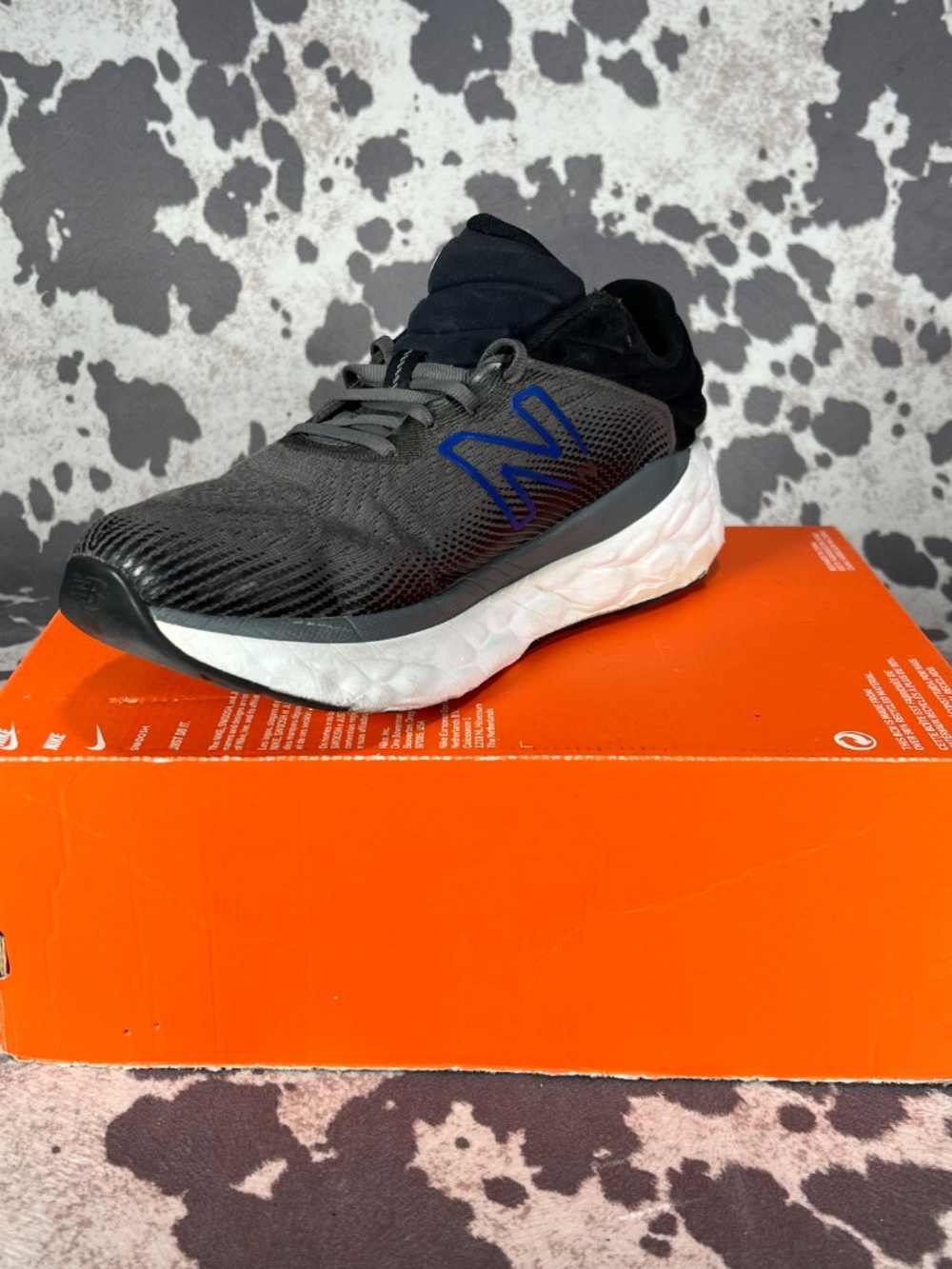 New Balance MEN'S FRESH FOAM 840 V1 FCE SZ. 9.5 - Picture 6 of 12